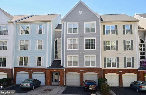 1st image of 279 S Pickett St APT 202