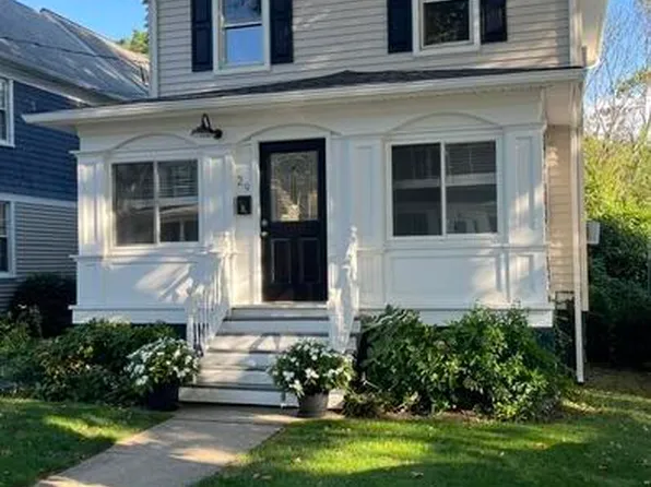 29 Brown Pl, Red Bank, NJ 07701