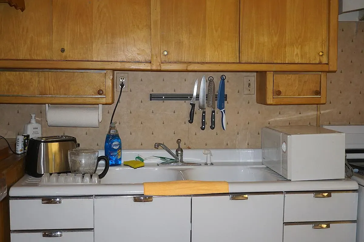 Studio, 650 sqft, $1,400 — Photo 3