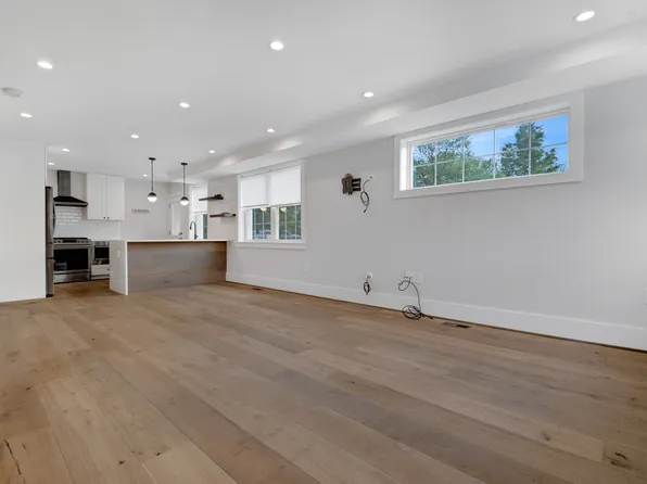 5226 11th St NE, Washington, DC 20011