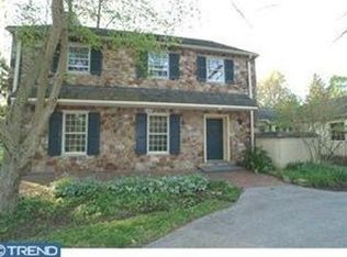 404 Dutton Mill Rd, Malvern, PA 19355