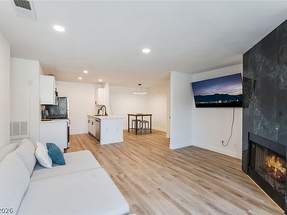 4th image of 2200 Fort Apache Rd #1013