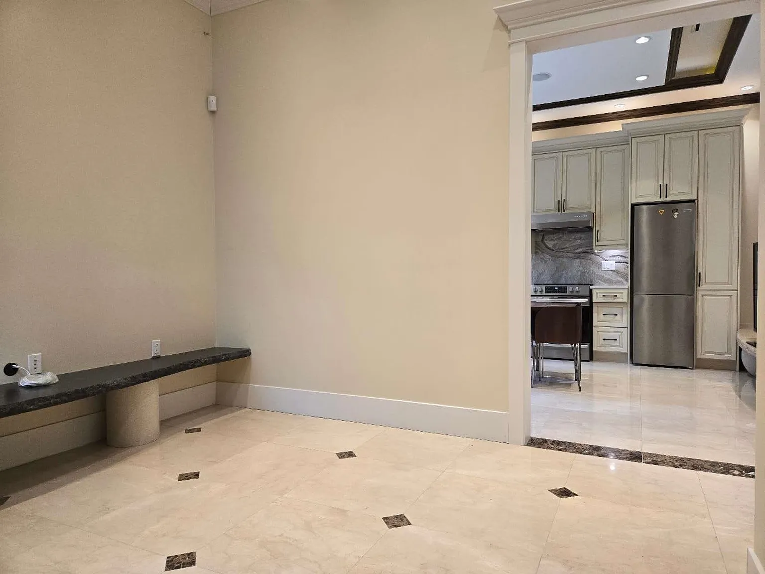 1 bed, 800 sqft, $2,500 — Photo 2