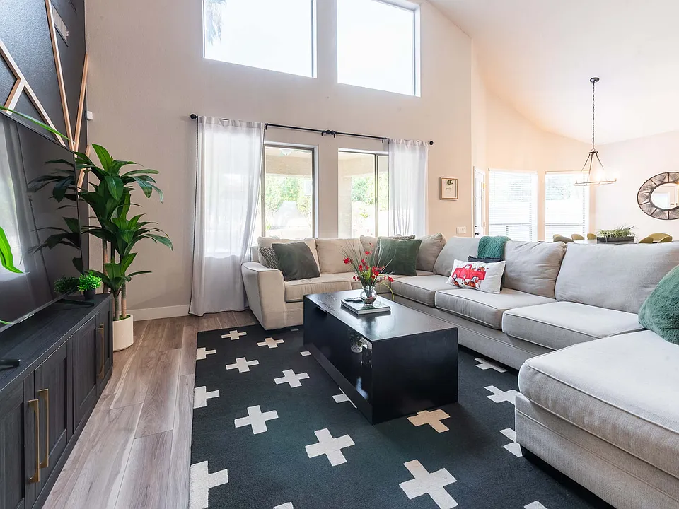 5924 E Woodridge Dr #ID1244926P