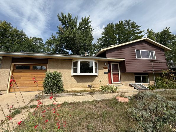 4205 Aurora Ave