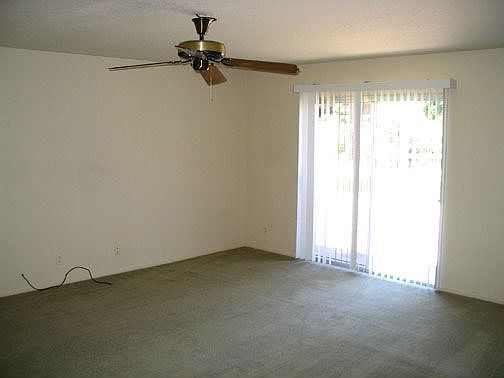 4th image of 1331 Calzada Ave