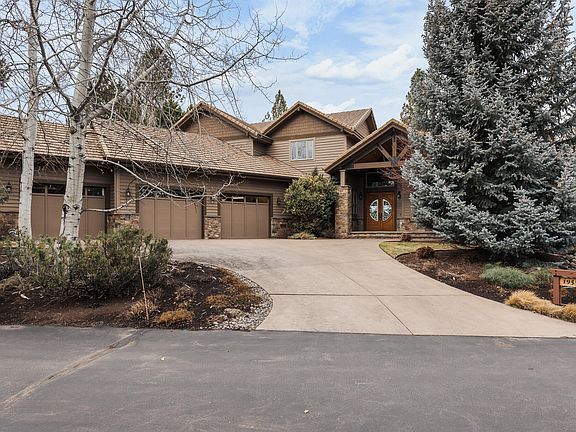 3rd image of 19558 Fairway Ridge Ln