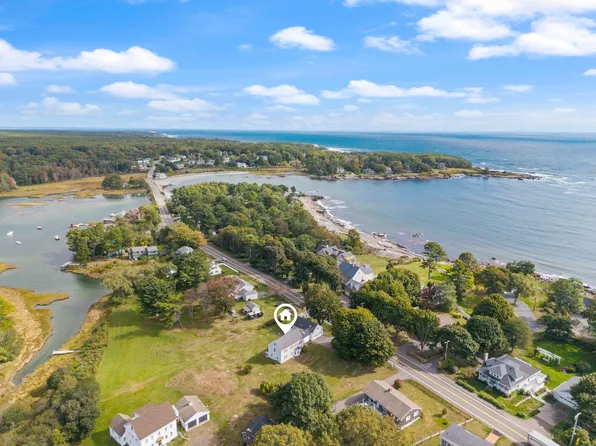 22 Shore Road, York, ME 03909