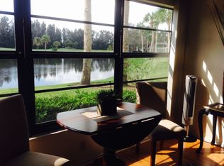 18 Plantation Dr APT 104, Vero Beach, FL 32966