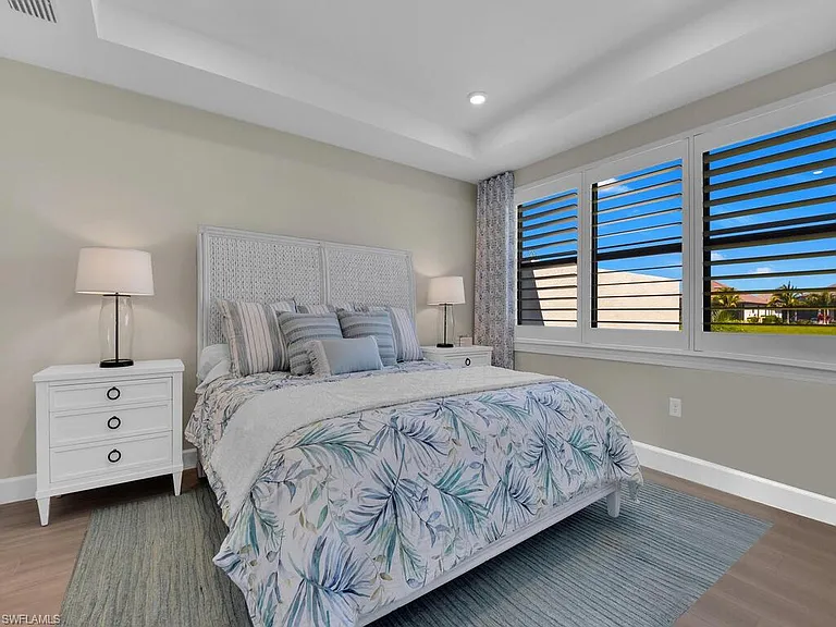11694 Canal Grande Dr — Photo 18