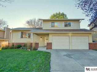 6727 S 73rd Ave, Ralston, NE 68127