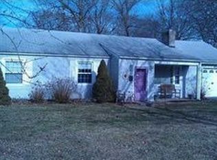 145 S Pierce Rd, East Greenwich, RI 02818