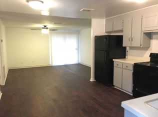 1027 Bacall Rd, Jacksonville, FL 32218