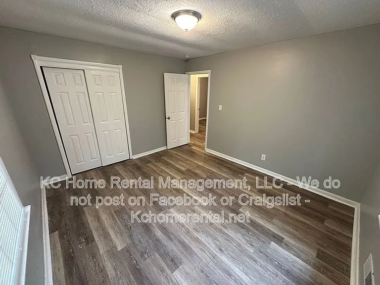 7707 E 108th Ter — Photo 22