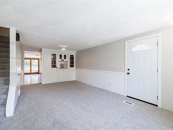 2nd image of 390 Wilder Rd