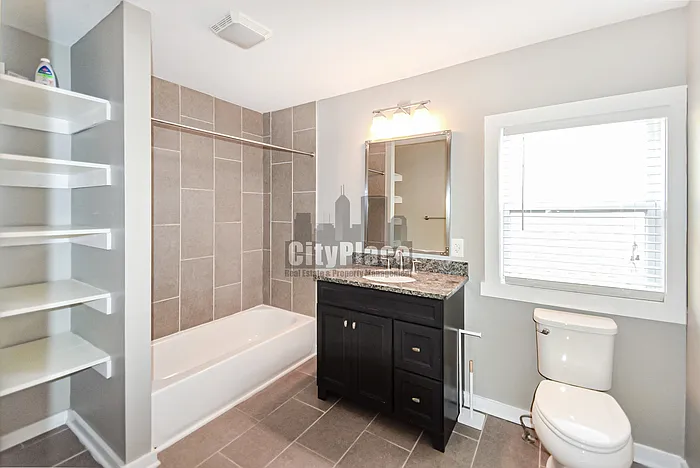 1548 Lexington Ave — Photo 24