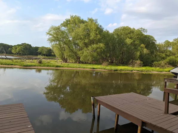 138 Lynn Creek Dr, Mabank, TX 75156