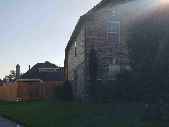 2nd image of 16814 Chapman Lake Ct