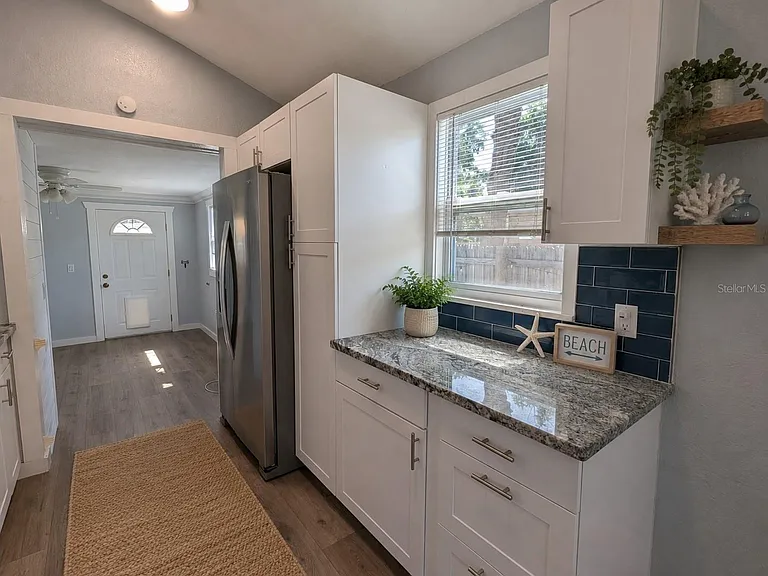 5005 Newton Ave S — Photo 9