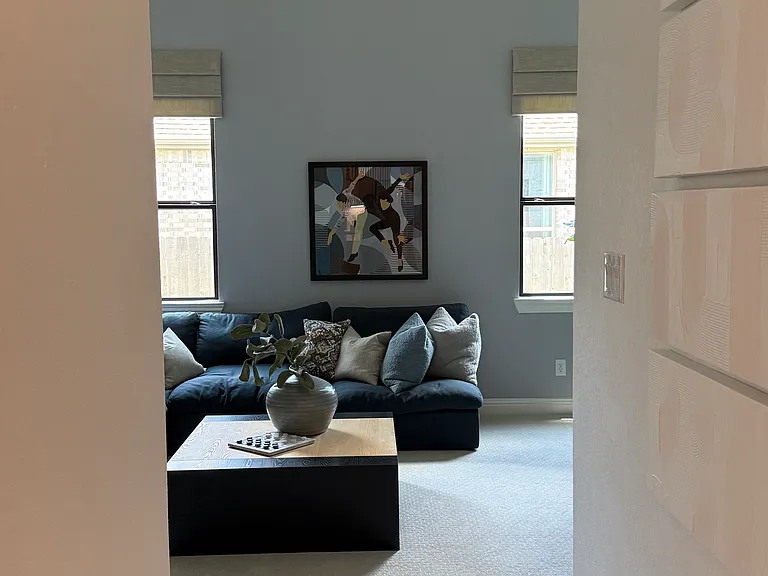 4916 Dickens Landing Dr — Photo 38
