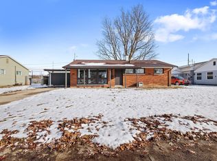 924 Whitehall Dr, South Bend, IN