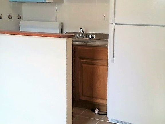 3rd image of 2800 Bailey Ave APT 44B