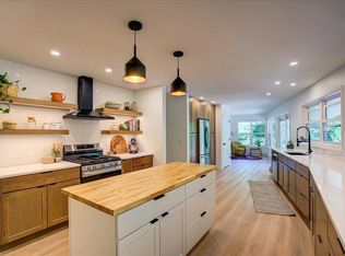 1601 Sunfield St, Madison, WI 53704