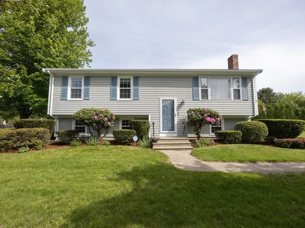 28 Jacap Dr, Attleboro, MA 02703