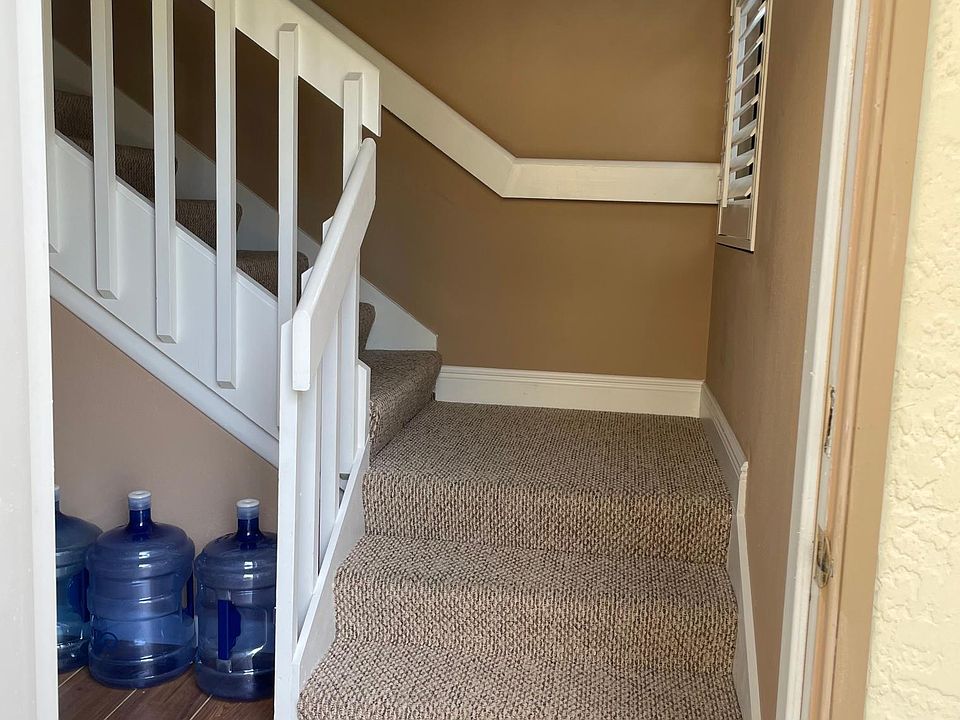 1st image of 15125 Parkside Dr #7