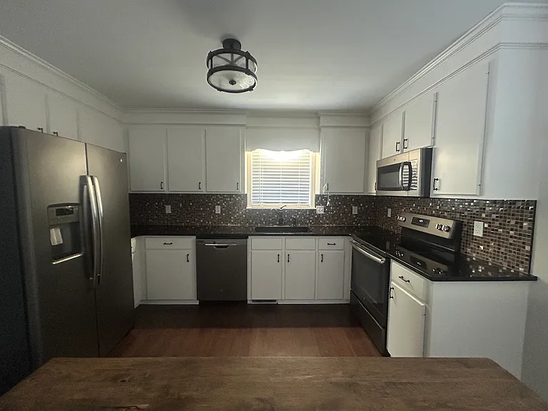 17 Hawthorne Trl — Photo 2