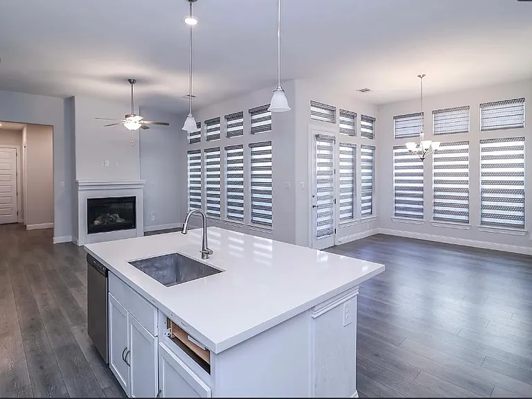 4311 Fall Blossom Dr — Photo 6