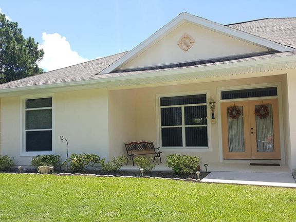 3rd image of 2742 Palisades Dr SE