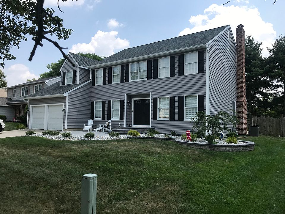 2nd image of 52 E Holly Ave