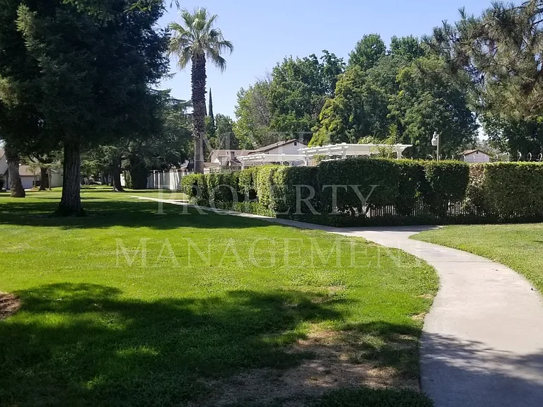 321 Gran Via Ct — Photo 19