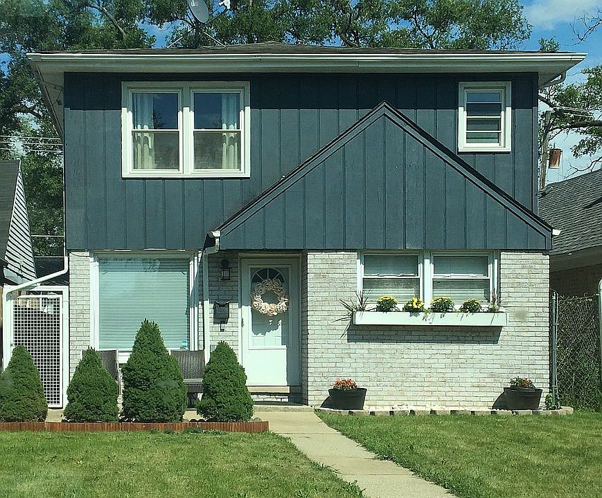 1st image of 1545 N 39th Ave