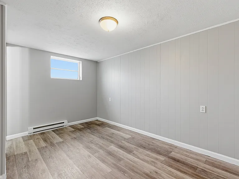 Fay Street Apartments — Photo 22
