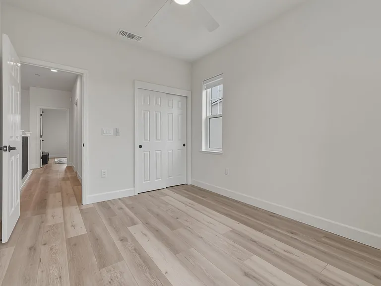 4065 Maddy Ave — Photo 19