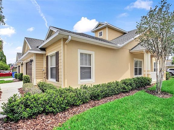 4th image of 8522 Broken Willow Ct