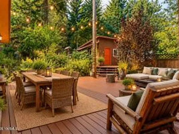 150 Pine Cliffs Drive, Naches, WA 98937