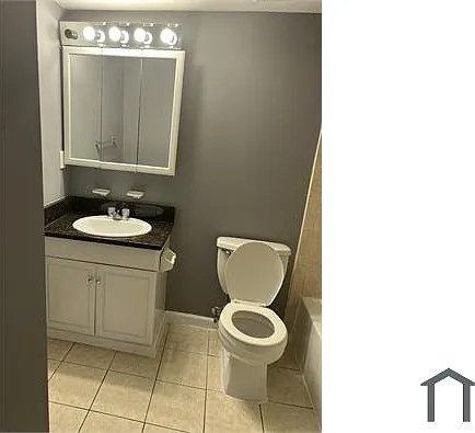 456 Girard St #104 — Photo 6