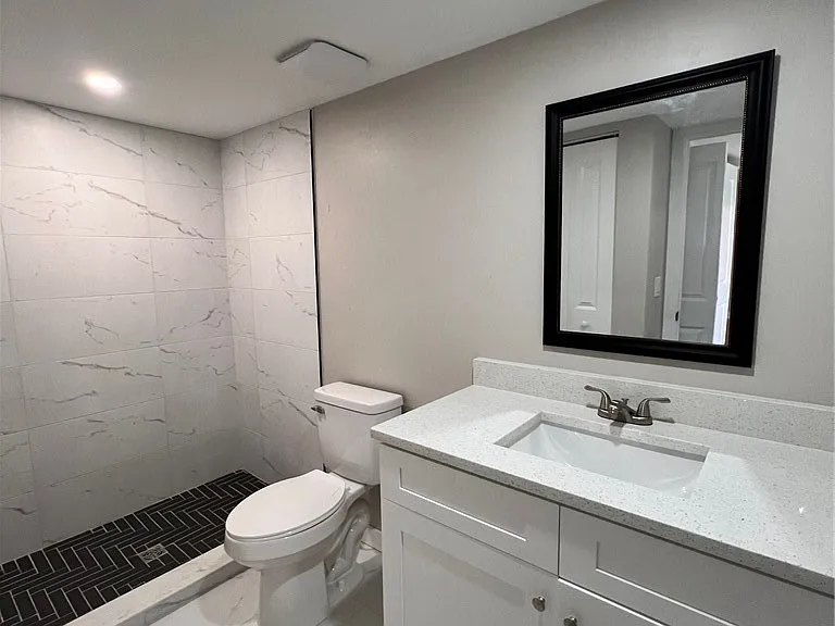 4102 SE 19th Pl #11 — Photo 11