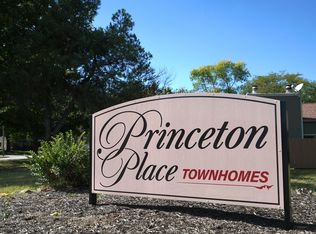 104 Concord Rd, Lawrence, KS 66049