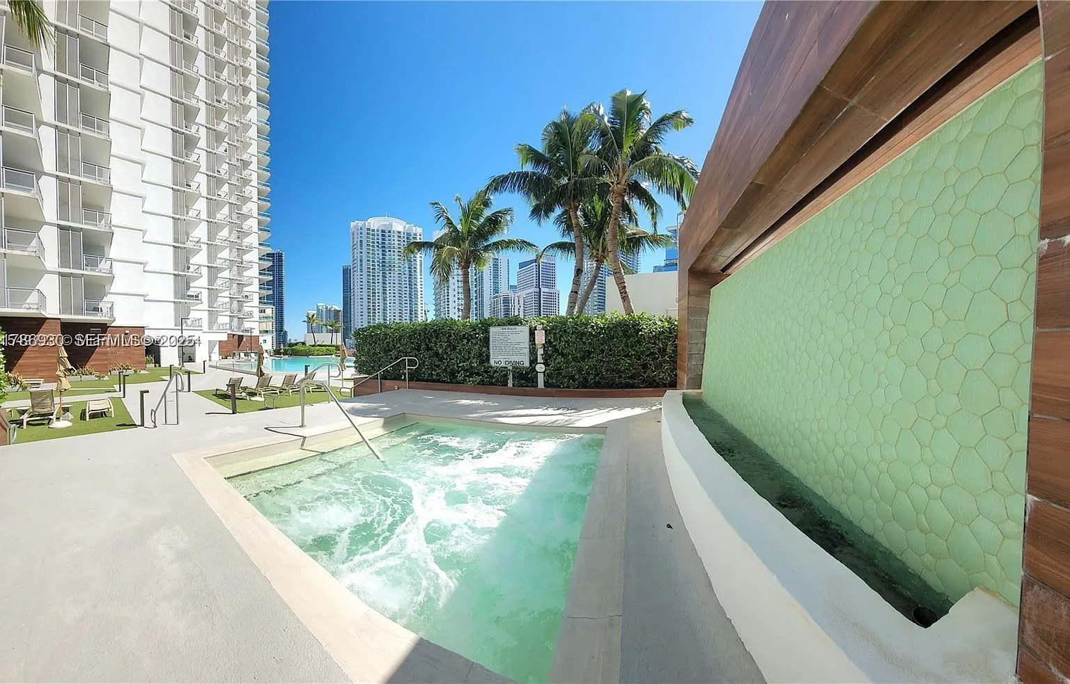 1 bed, 698 sqft, $2,500 — Photo 4