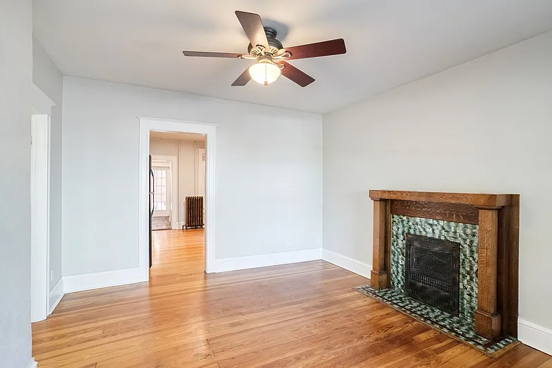 1 bed, 1.0 bath, 624 sqft, $1,950 — Photo 4
