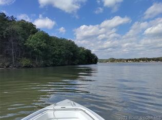 16 Admirals Point, Climax Springs, MO 65324