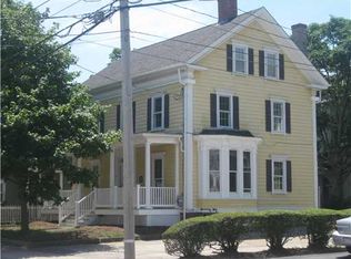 329 Main St, Warren, RI 02885