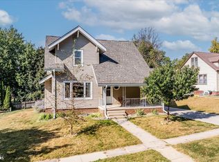1907 8th St, Harlan, IA 51537