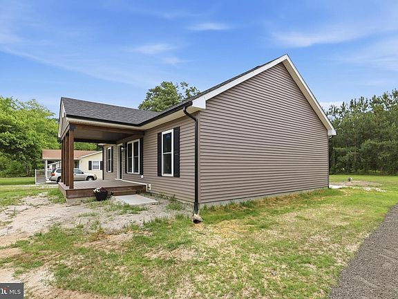 5th image of 3994 Willow Grove Rd