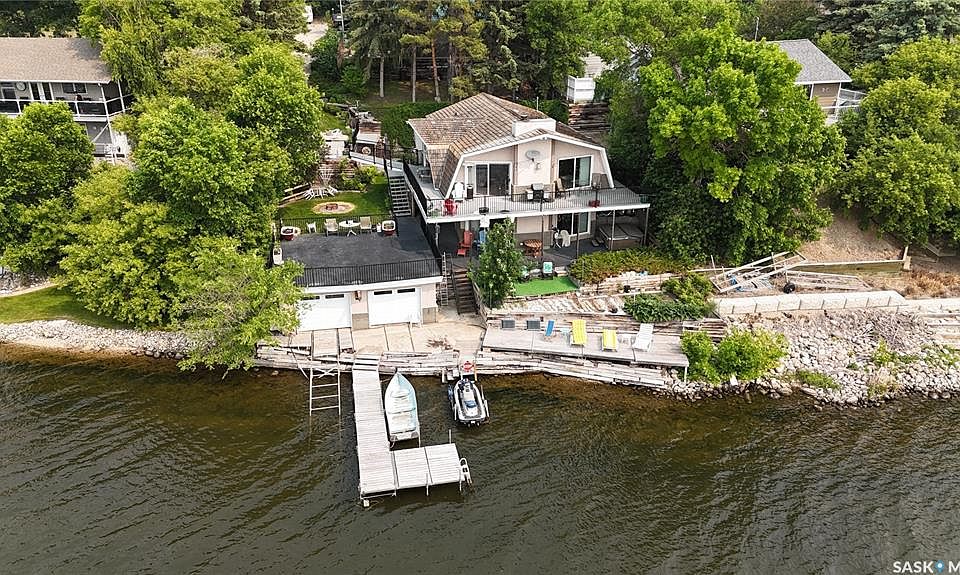 1st image of 186 Pasqua Lake ROAD