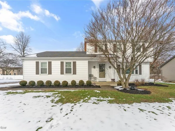 1258 Valley View Dr, Youngstown, OH 44512